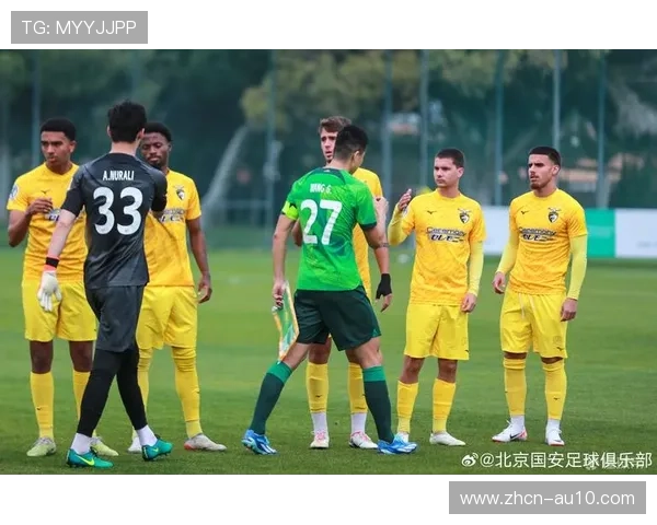 国安主场对阵麦克阿瑟FC:张玉宁头球破门,半场1-0