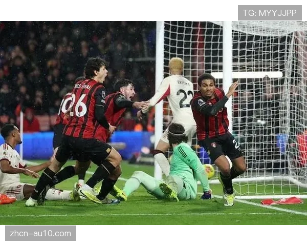 全场结束：伯恩茅斯3-2绝杀利物浦，阿德利补时阶段献制胜球